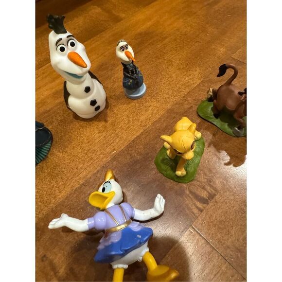 Disney action figure bundle - Picture 3 of 5